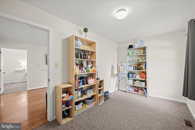3045 HOLLAND CLIFFS RD, Huntingtown, MD 20639