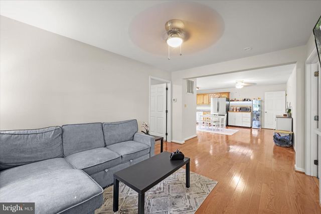3045 HOLLAND CLIFFS RD, Huntingtown, MD 20639
