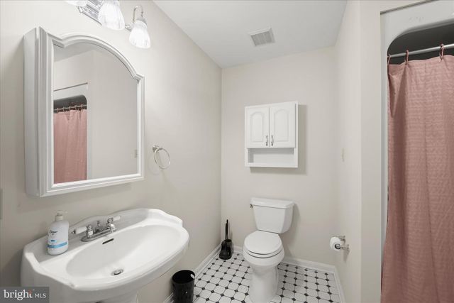 3045 HOLLAND CLIFFS RD, Huntingtown, MD 20639