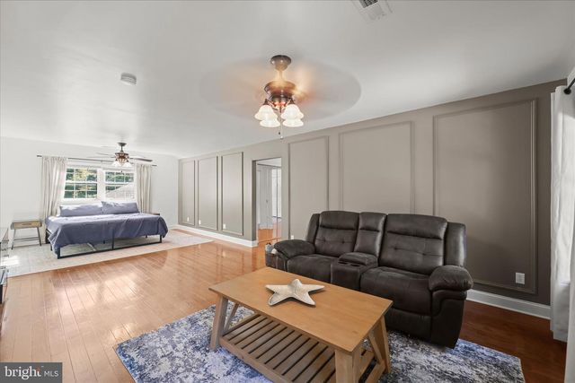 3045 HOLLAND CLIFFS RD, Huntingtown, MD 20639