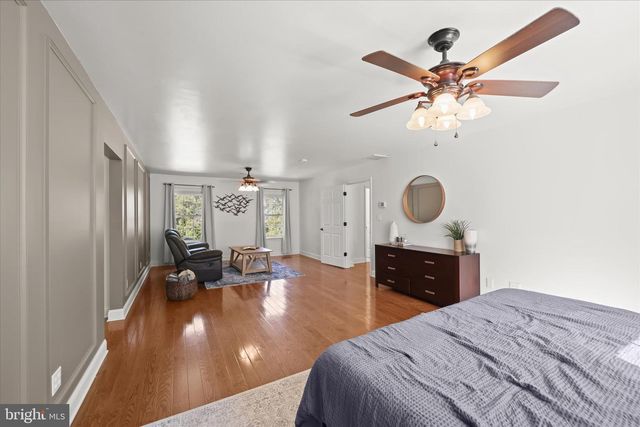 3045 HOLLAND CLIFFS RD, Huntingtown, MD 20639