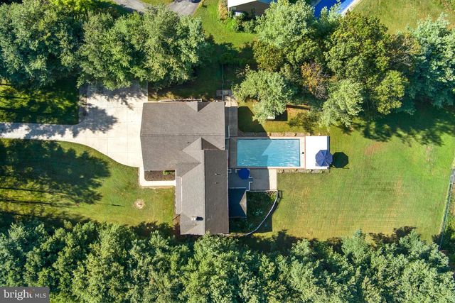 3045 HOLLAND CLIFFS RD, Huntingtown, MD 20639