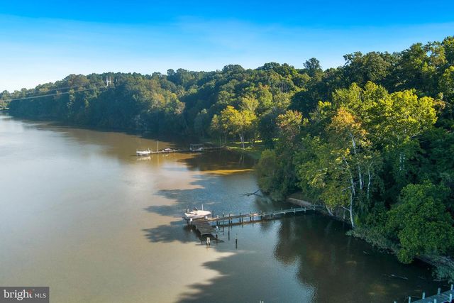 3045 HOLLAND CLIFFS RD, Huntingtown, MD 20639