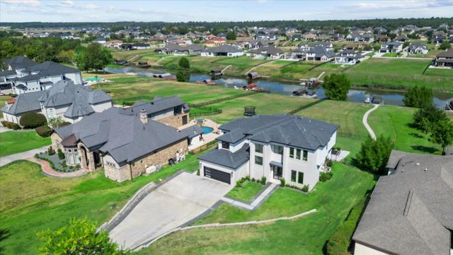 18964 Harbor Side Boulevard, Montgomery, TX 77356