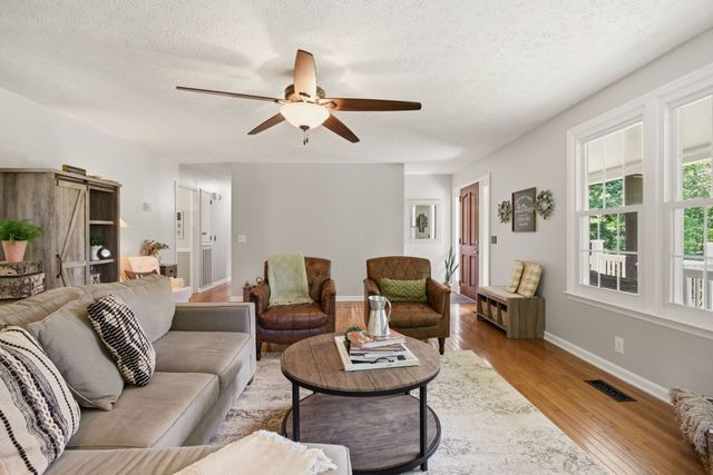 6753 Bethesda Arno Rd, Thompsons Station, TN 37179
