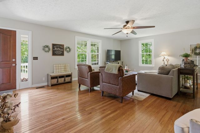 6753 Bethesda Arno Rd, Thompsons Station, TN 37179