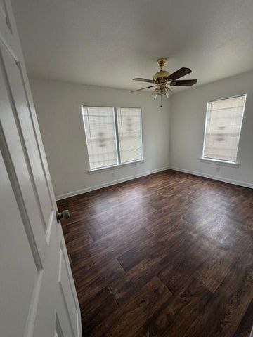 9314 Ashville Drive, Houston, TX 77051