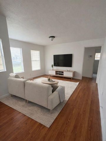 9314 Ashville Drive, Houston, TX 77051