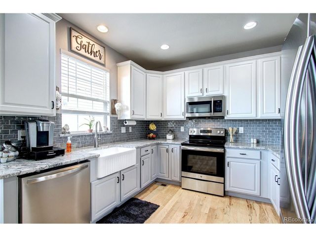 563 Lost Valley Pt, Castle Rock, CO 80108
