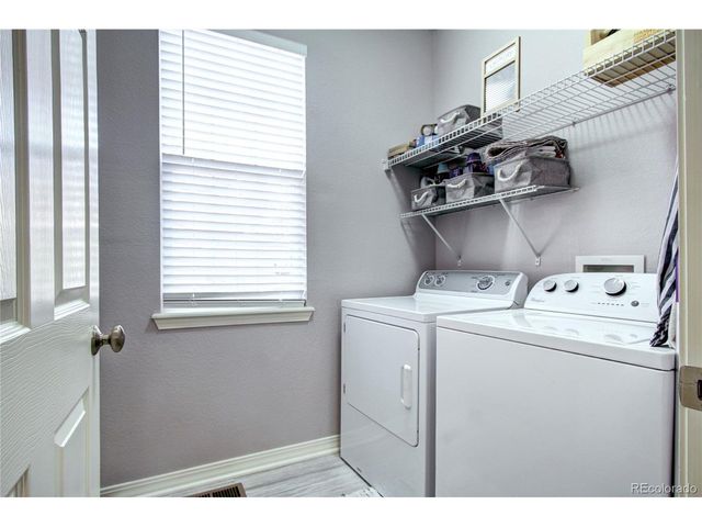563 Lost Valley Pt, Castle Rock, CO 80108