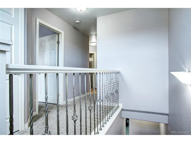 563 Lost Valley Pt, Castle Rock, CO 80108