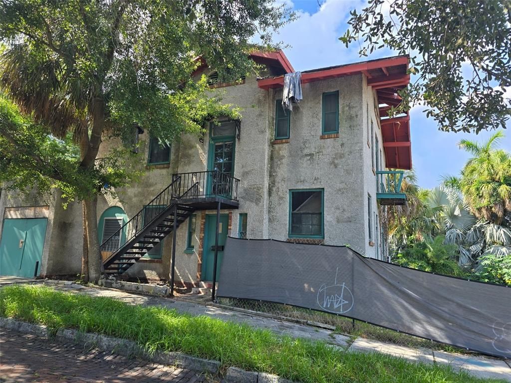 651 10TH AVE S, St Petersburg, FL 33701