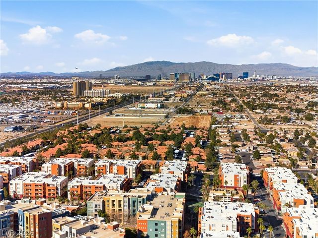 43 East Agate Avenue 209, Las Vegas, NV 89123