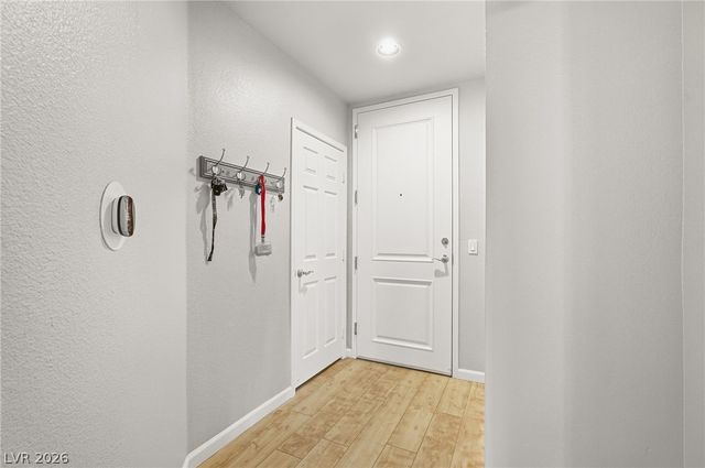 43 East Agate Avenue 209, Las Vegas, NV 89123