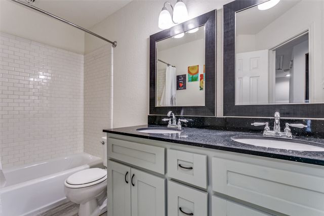 3229 Birch Avenue, Grapevine, TX 76051