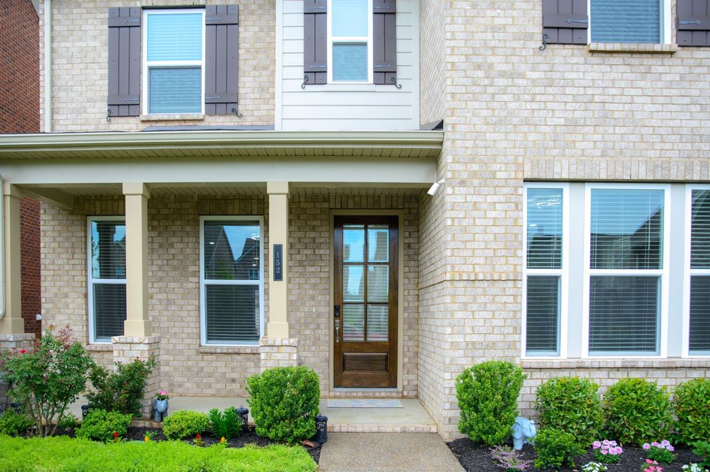 152 Calm Waters St, Franklin, TN 37064