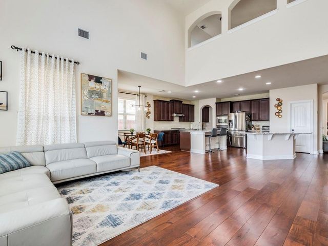 5720 Viejo DR, Austin, TX 78738