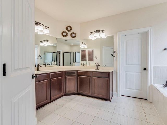 5720 Viejo DR, Austin, TX 78738