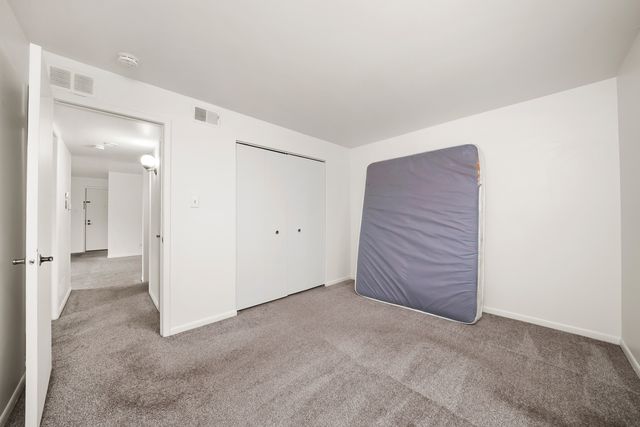 9146 W 140th Street W 3NE, Orland Park, IL 60462