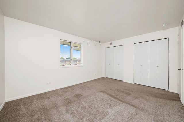 9146 W 140th Street W 3NE, Orland Park, IL 60462