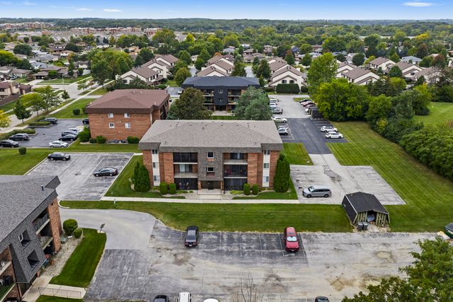 9146 W 140th Street W 3NE, Orland Park, IL 60462