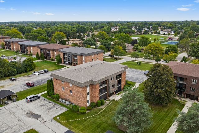 9146 W 140th Street W 3NE, Orland Park, IL 60462