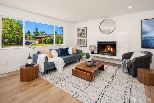 14434 83rd Place NE, Kirkland, WA 98034