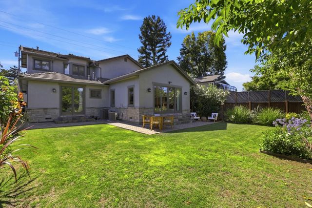 2025 Santa Cruz Avenue, Menlo Park, CA 94025