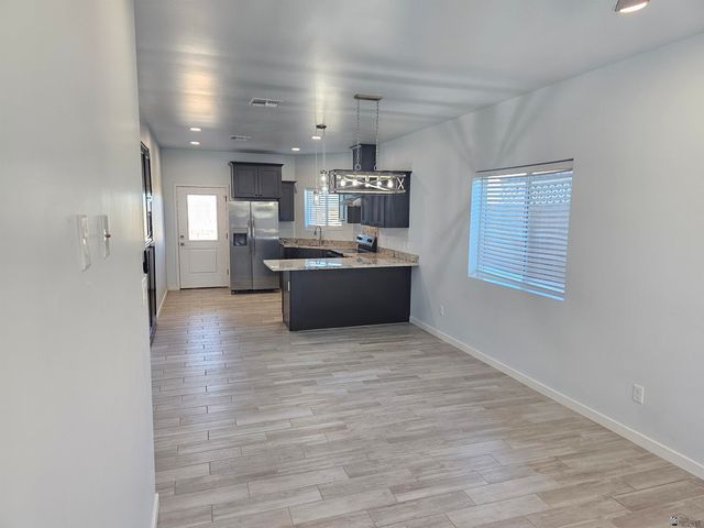 1598 N 9 Ave, San Luis, AZ 85349