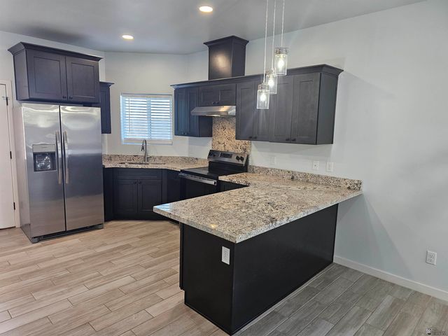 1598 N 9 Ave, San Luis, AZ 85349