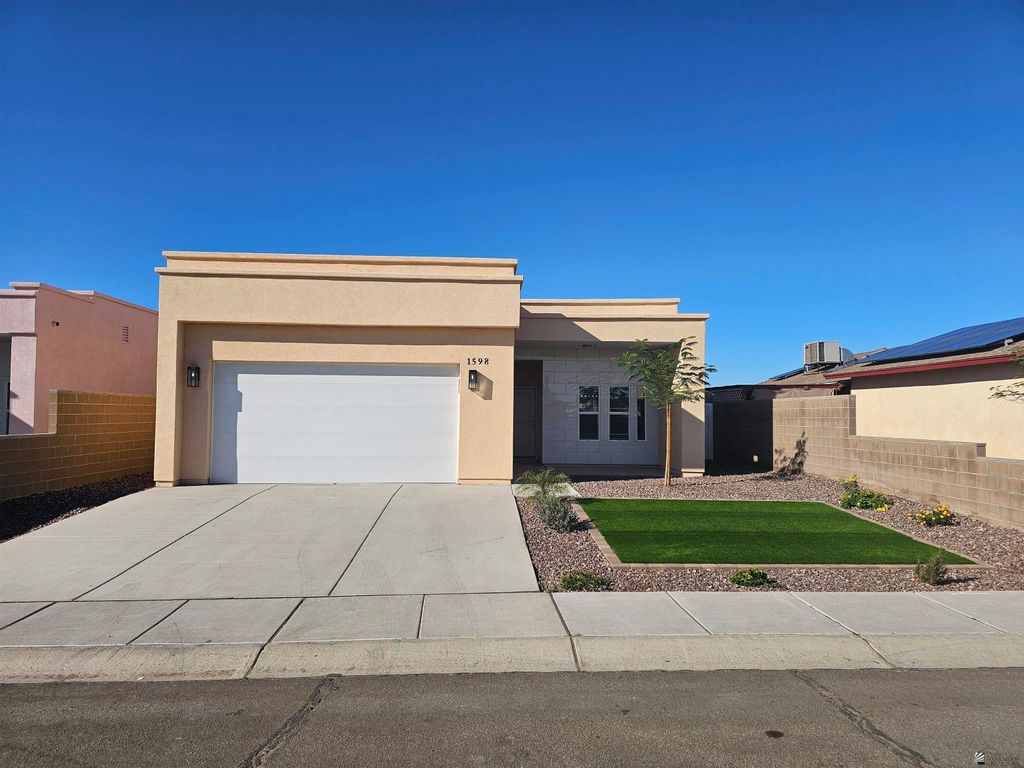 1598 N 9 Ave, San Luis, AZ 85349