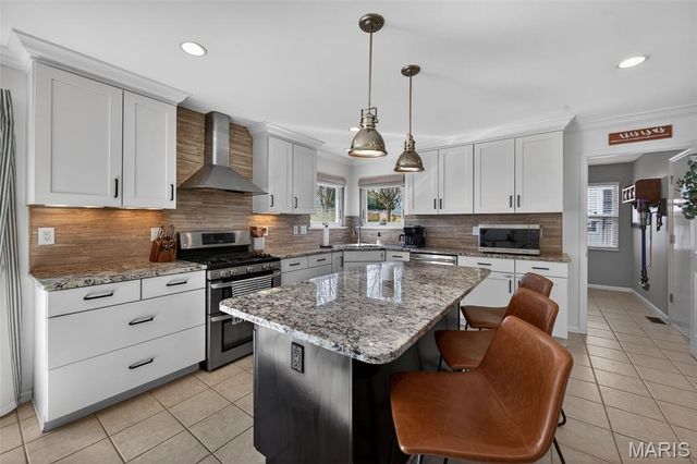 4965 Braid Hills Drive, St Peters, MO 63304