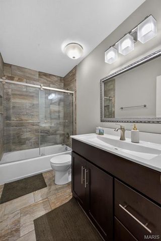 4965 Braid Hills Drive, St Peters, MO 63304