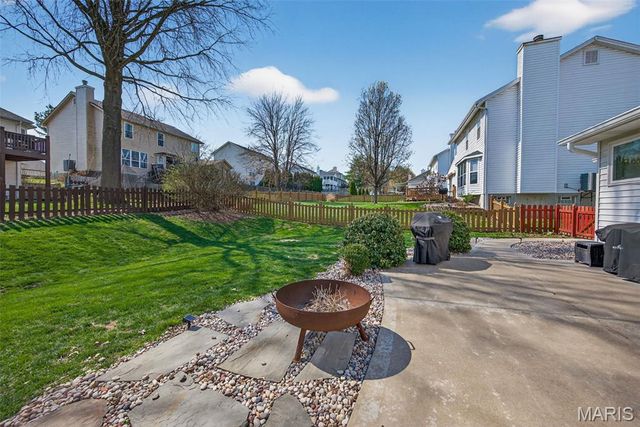 4965 Braid Hills Drive, St Peters, MO 63304