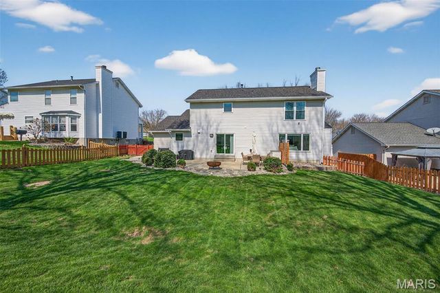 4965 Braid Hills Drive, St Peters, MO 63304