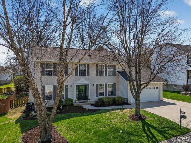 4965 Braid Hills Drive, St Peters, MO 63304