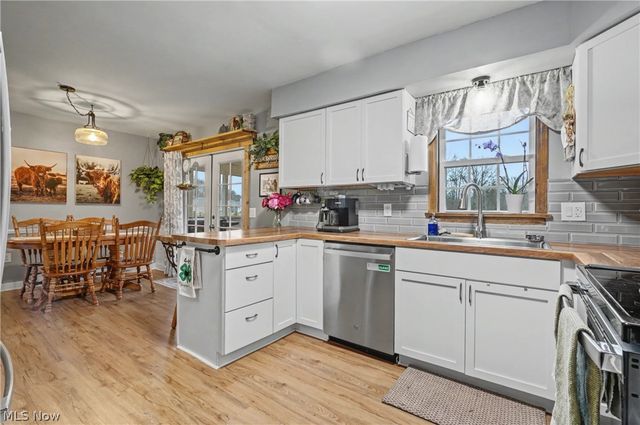 4556 Rootstown Road, Ravenna, OH 44266