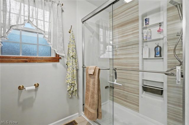 4556 Rootstown Road, Ravenna, OH 44266