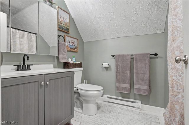 4556 Rootstown Road, Ravenna, OH 44266