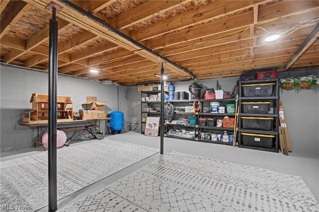 4556 Rootstown Road, Ravenna, OH 44266