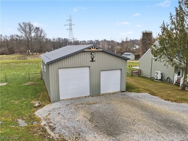 4556 Rootstown Road, Ravenna, OH 44266