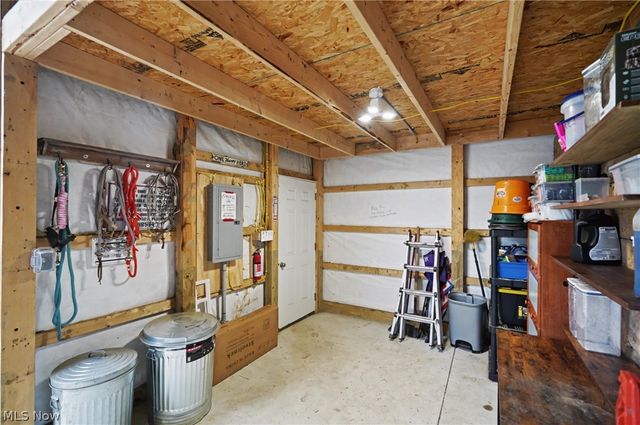 4556 Rootstown Road, Ravenna, OH 44266