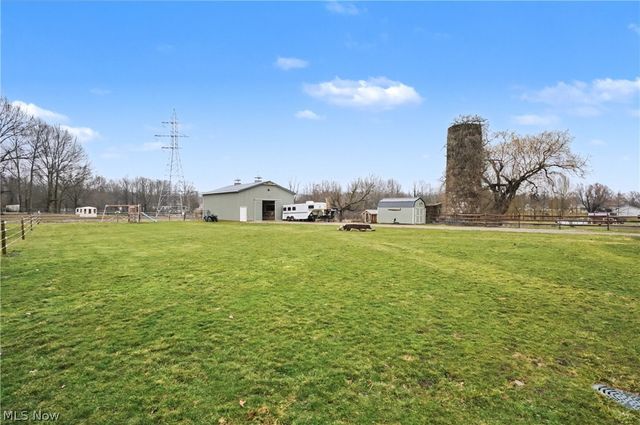 4556 Rootstown Road, Ravenna, OH 44266