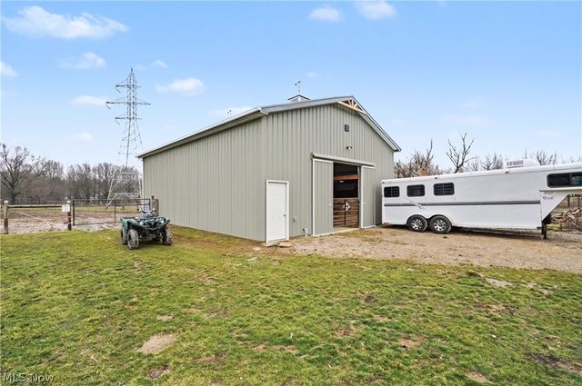 4556 Rootstown Road, Ravenna, OH 44266