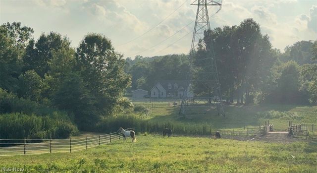 4556 Rootstown Road, Ravenna, OH 44266