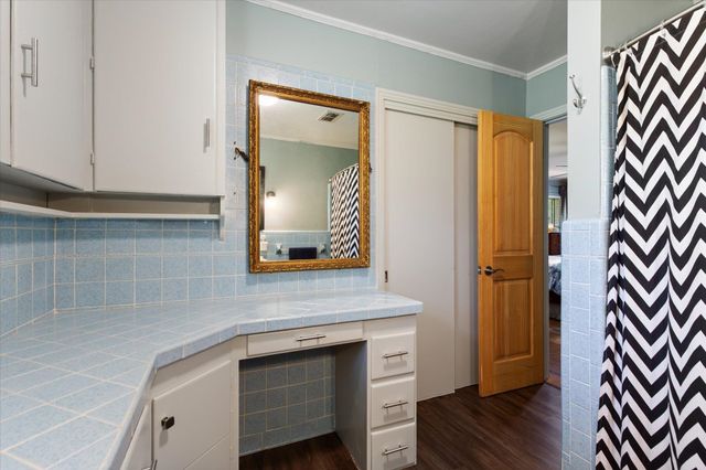 28 Rambling Rd., Longview, TX 75604