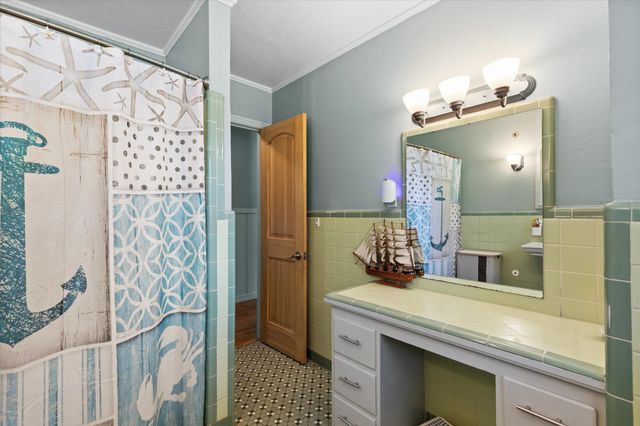 28 Rambling Rd., Longview, TX 75604