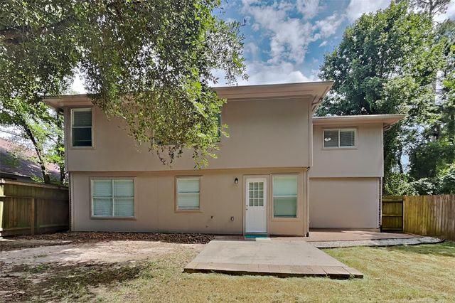 1611 Sterling Village Drive, Spring, TX 77386
