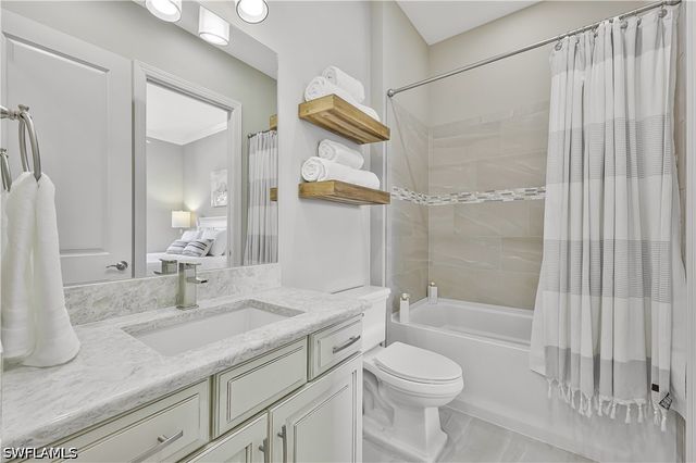9672 Montelanico LOOP 203, Naples, FL 34119