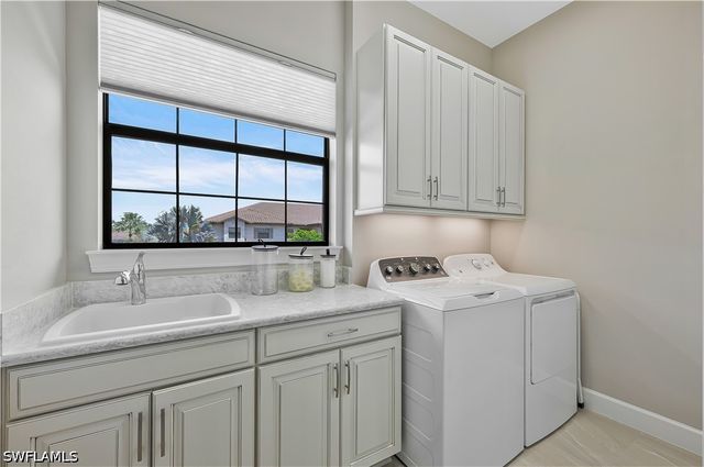 9672 Montelanico LOOP 203, Naples, FL 34119